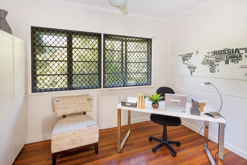 68 Falconer Street, SOUTHPORT QLD 4215, Southport - Thumbnail 5