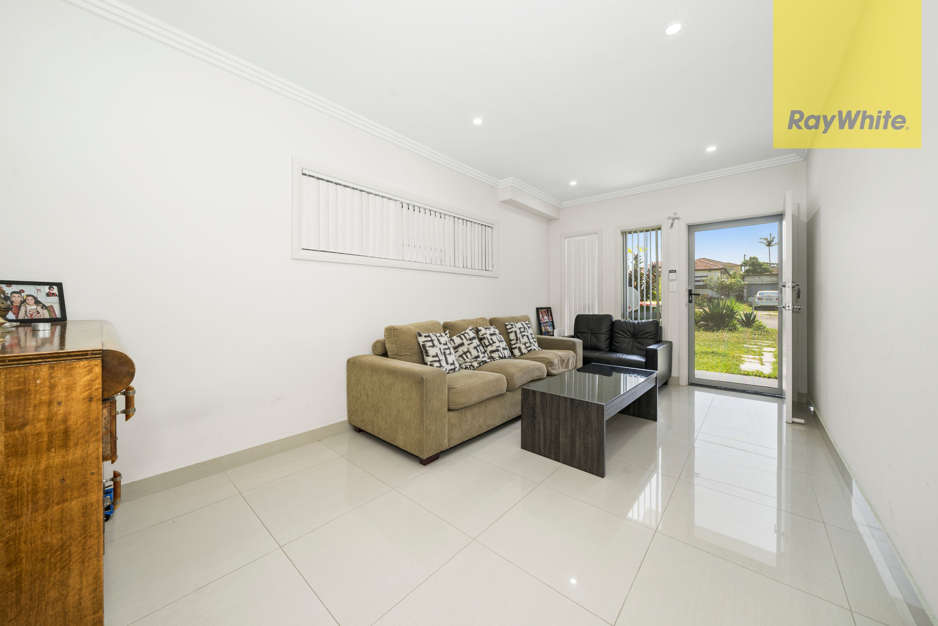 65 Rosina Street, Fairfield West - Thumbnail 2