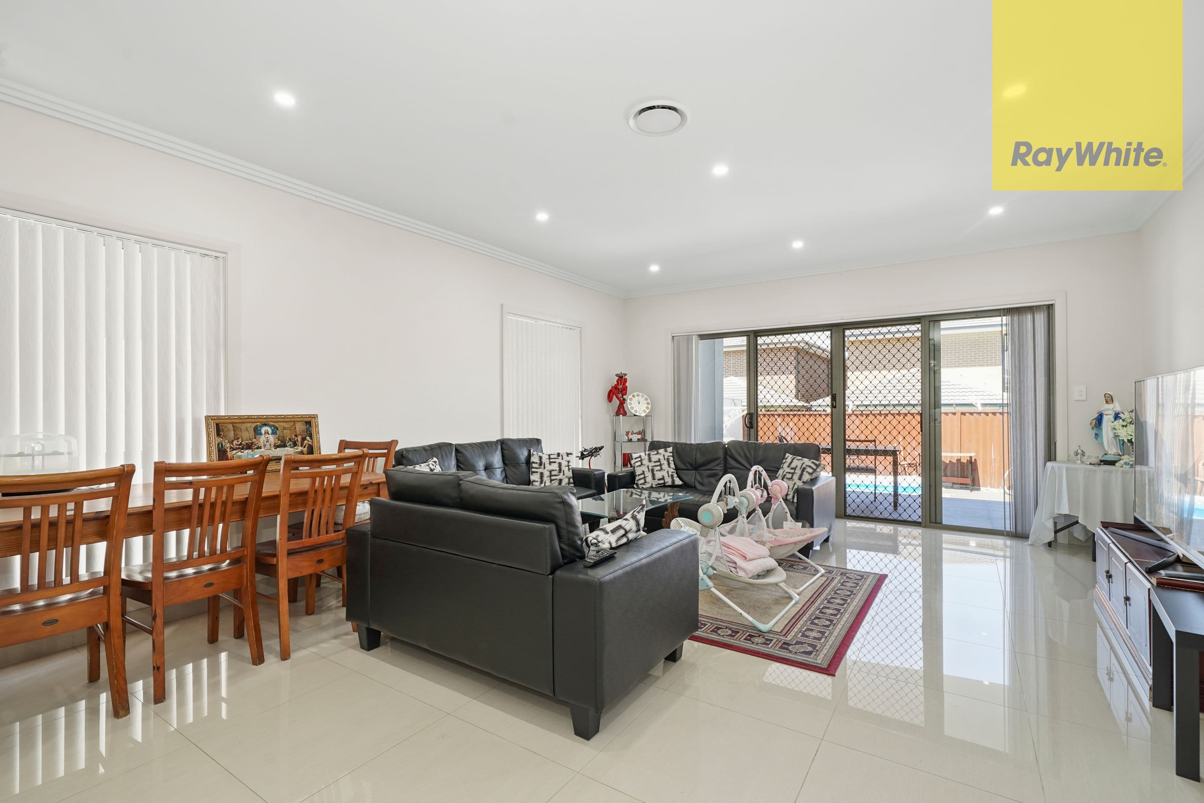 65 Rosina Street, Fairfield West - Thumbnail 4
