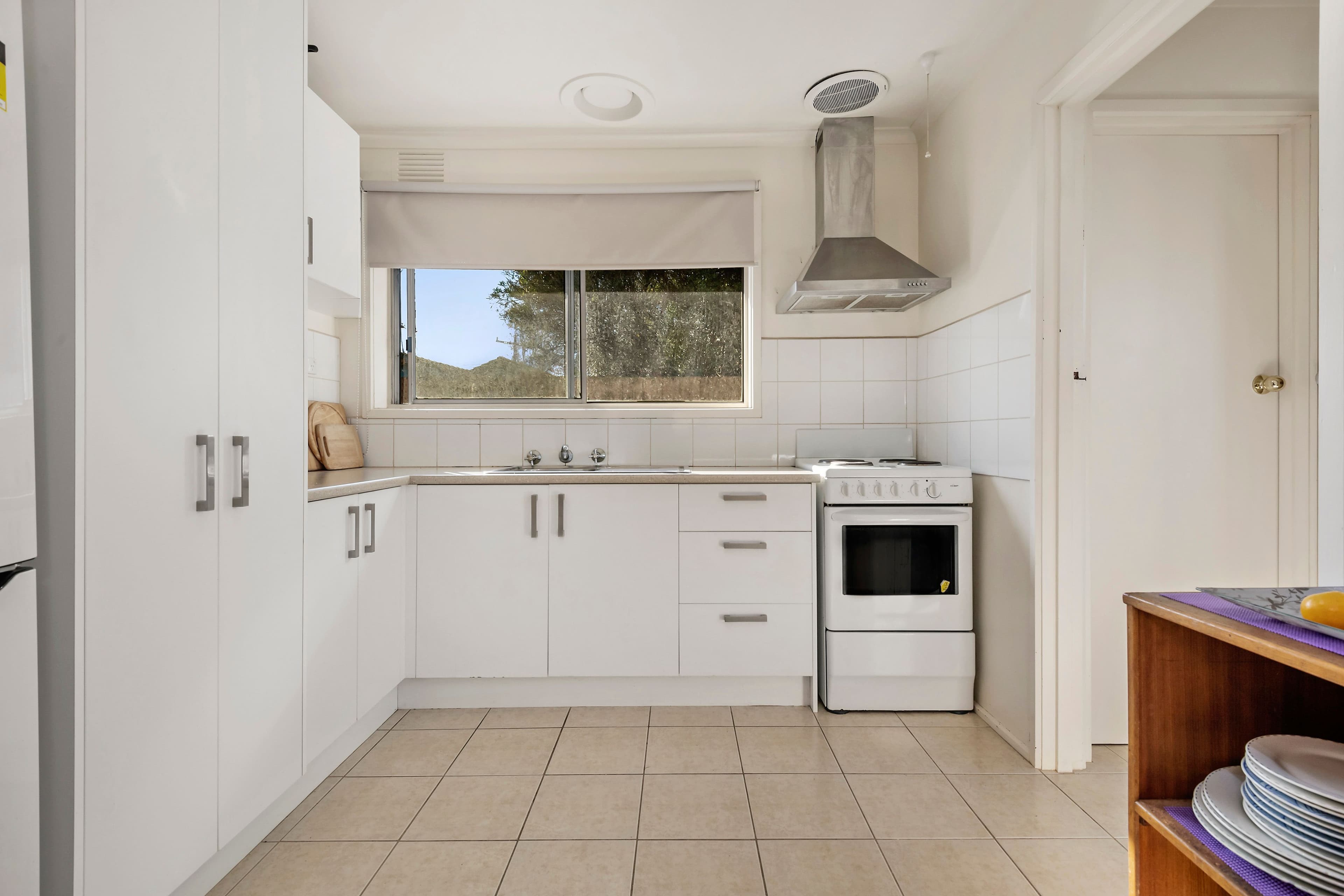 1&2,10 Ropley Grange, Frankston VIC 3199, Frankston - Thumbnail 3