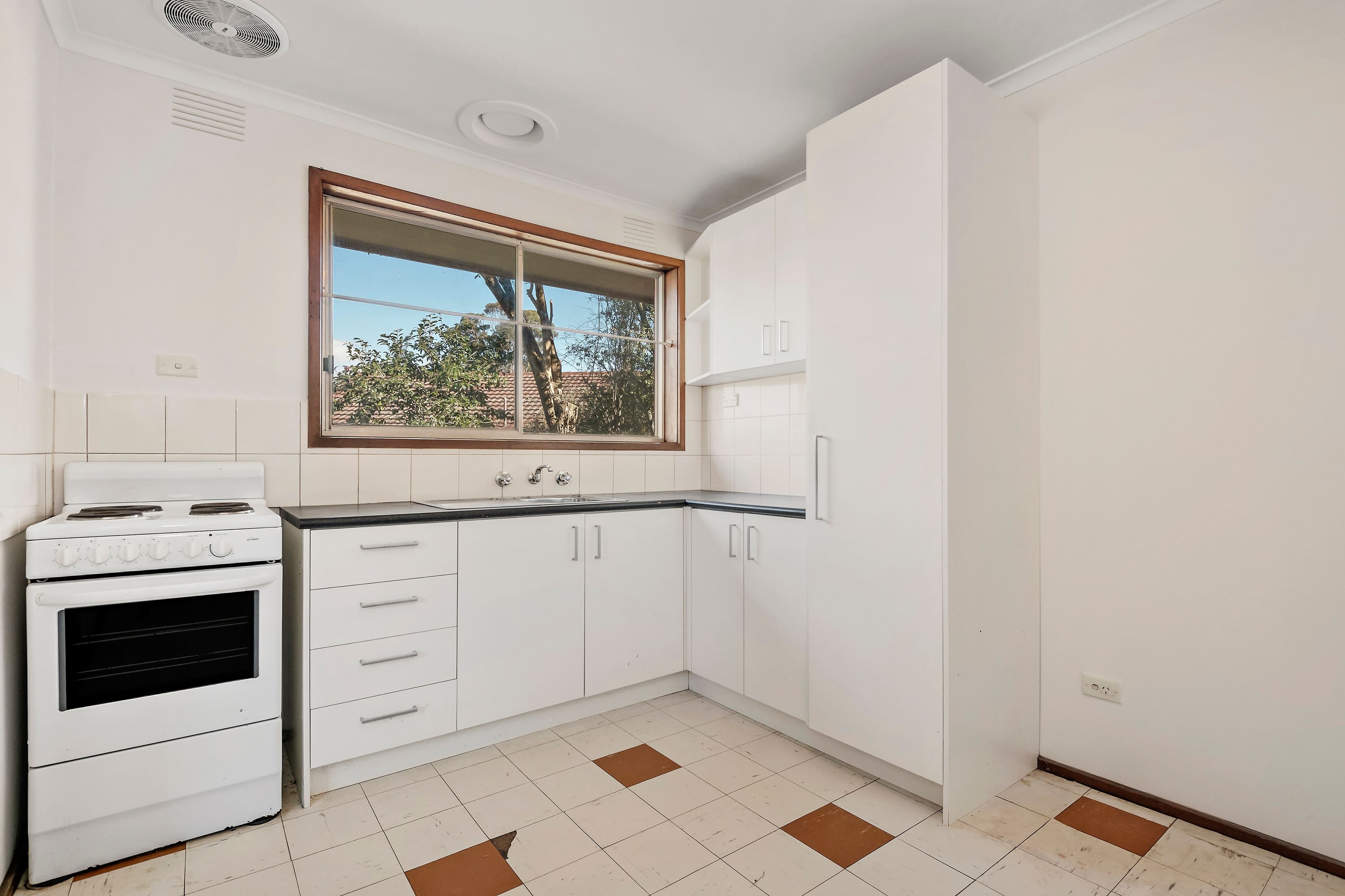 1&2,10 Ropley Grange, Frankston VIC 3199, Frankston - Thumbnail 6