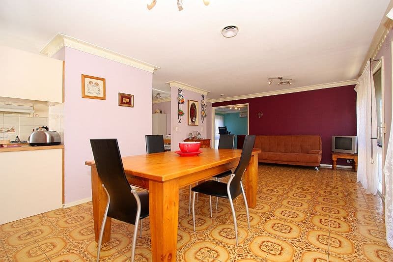 49 Casey Drive, LALOR VIC 3075, Lalor - Thumbnail 5