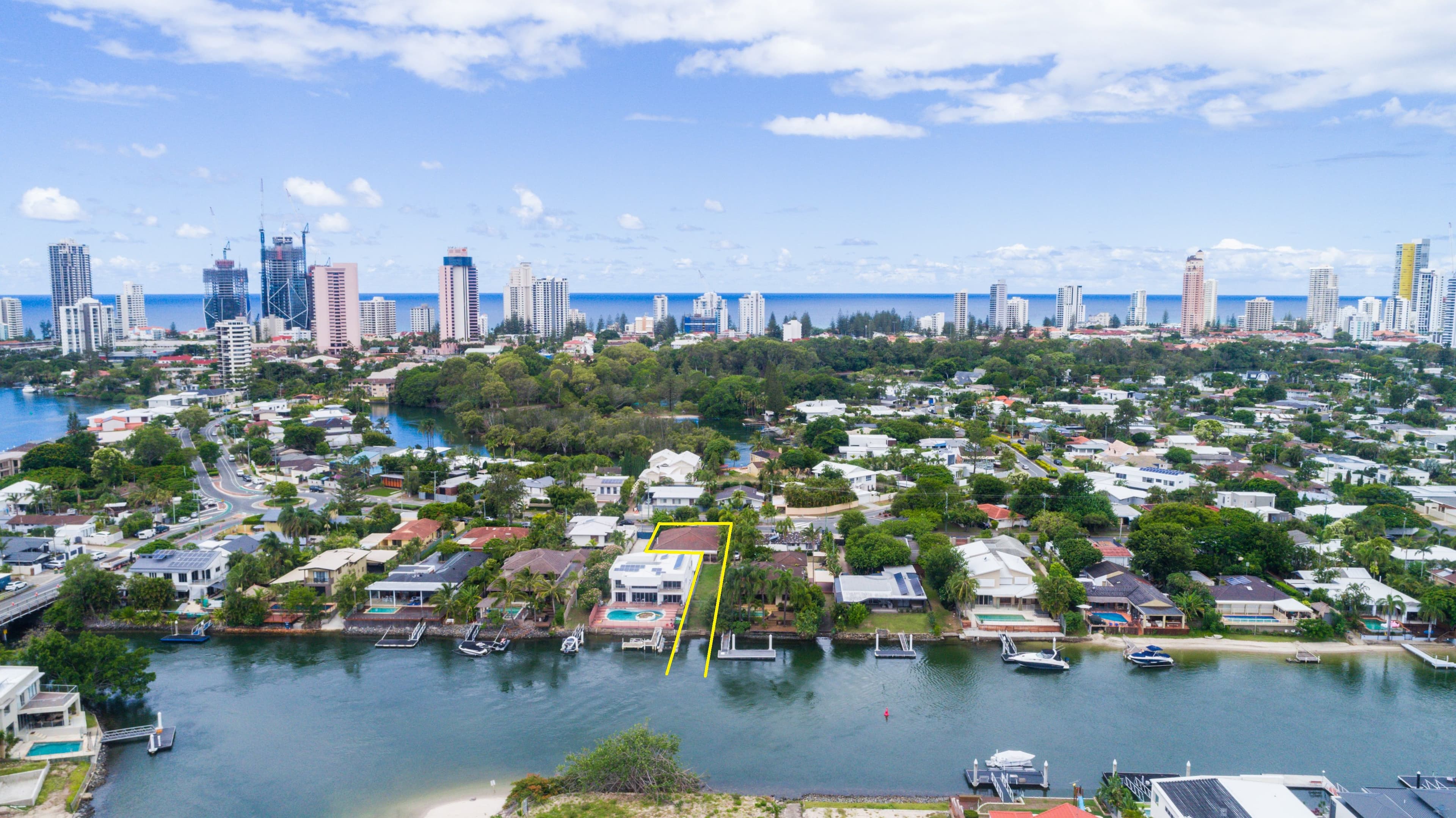 15 Savoy Drive, Broadbeach Waters QLD 4218, Broadbeach Waters - Thumbnail 5