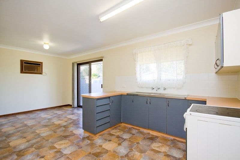 120 Richards Drive, MORPHETT VALE SA 5162, Morphett Vale - Thumbnail 2