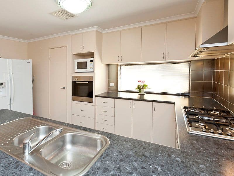 140 Kendall Boulevard, BALDIVIS WA 6171, Baldivis - Thumbnail 7