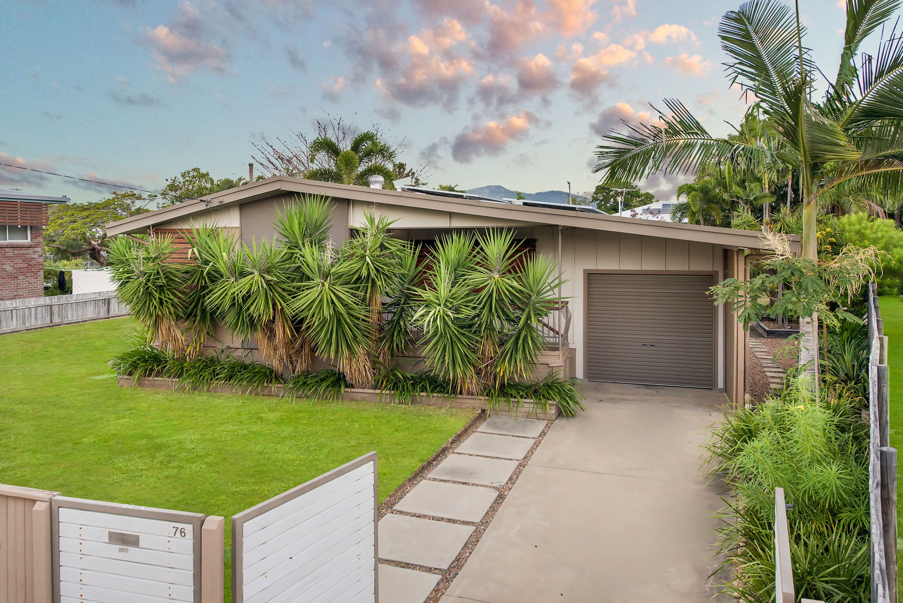 76 Hammett Street, Currajong QLD 4812, Currajong - Image 1