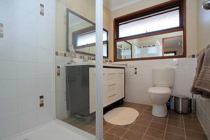 4 Bamba Court, SCORESBY VIC 3179, Scoresby - Thumbnail 3
