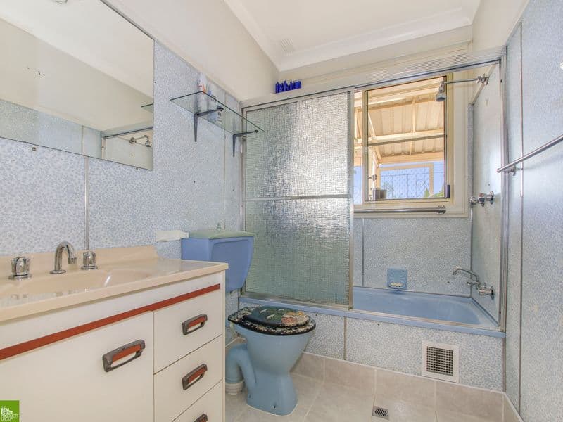 61 Ranchby Avenue, Lake Heights NSW 2502, Lake Heights - Thumbnail 2