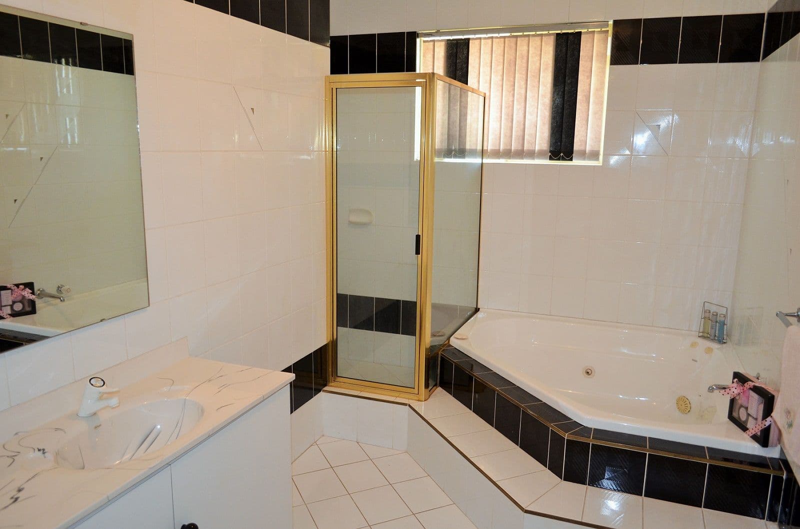 37 Cumming Road, Oakford WA 6121, Oakford - Thumbnail 3