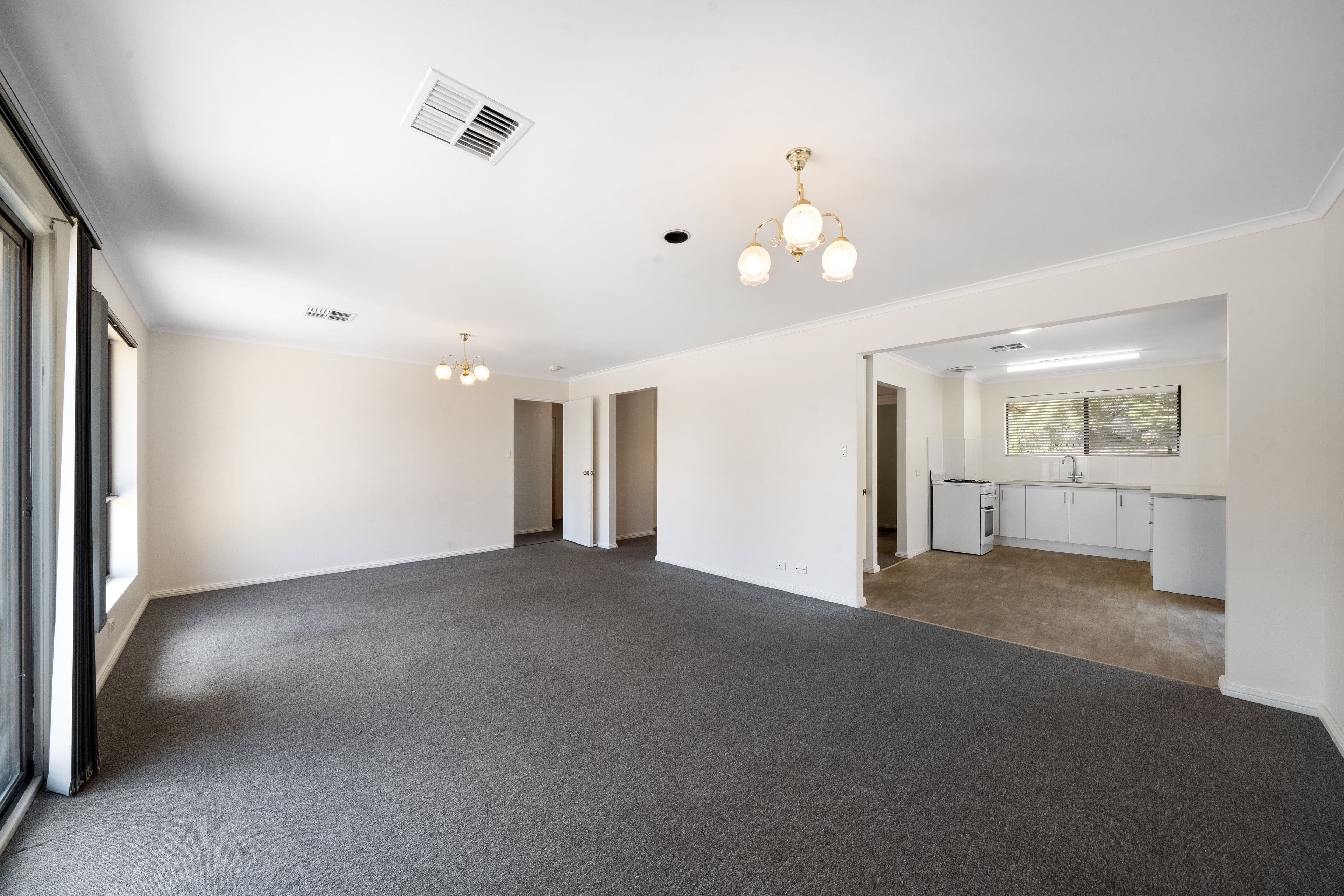 1 Curtis Court, Happy Valley SA 5159, Happy Valley - Thumbnail 4