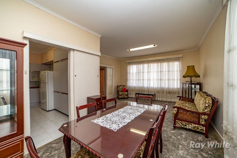 1 Robinson Avenue, Grafton - Thumbnail 3