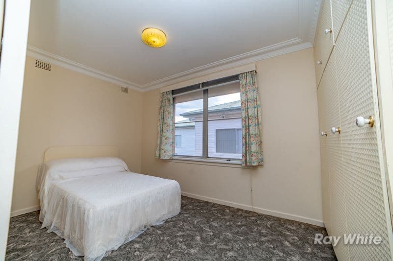 1 Robinson Avenue, Grafton - Thumbnail 7