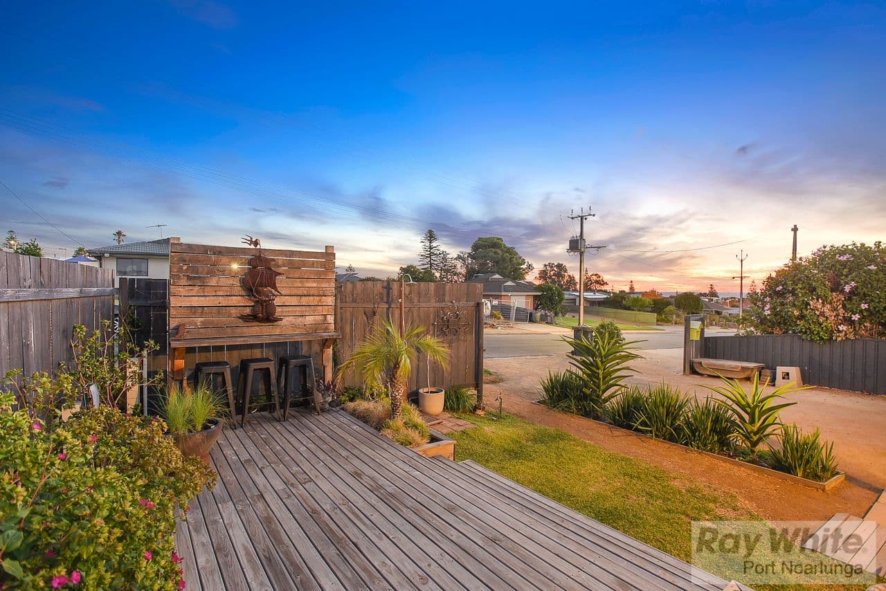 9 Neville Avenue, Christies Beach SA 5165, Christies Beach - Thumbnail 2