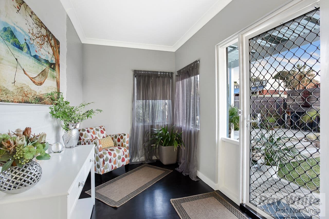 9 Neville Avenue, Christies Beach SA 5165, Christies Beach - Thumbnail 4