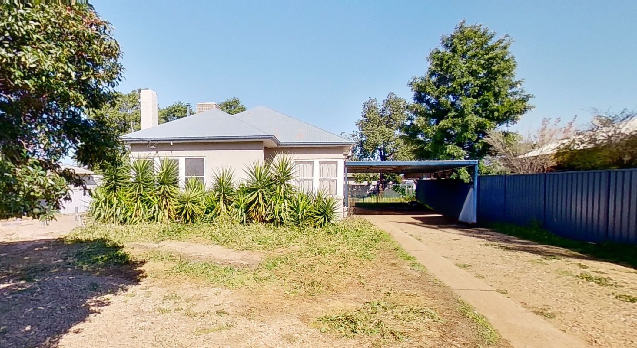 4 Gloucester Avenue, Dubbo NSW 2830, Dubbo - Image 1