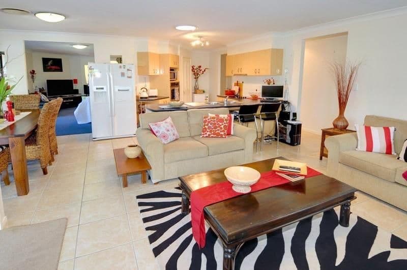 28 Windermere Way, SIPPY DOWNS QLD 4556, Sippy Downs - Thumbnail 3