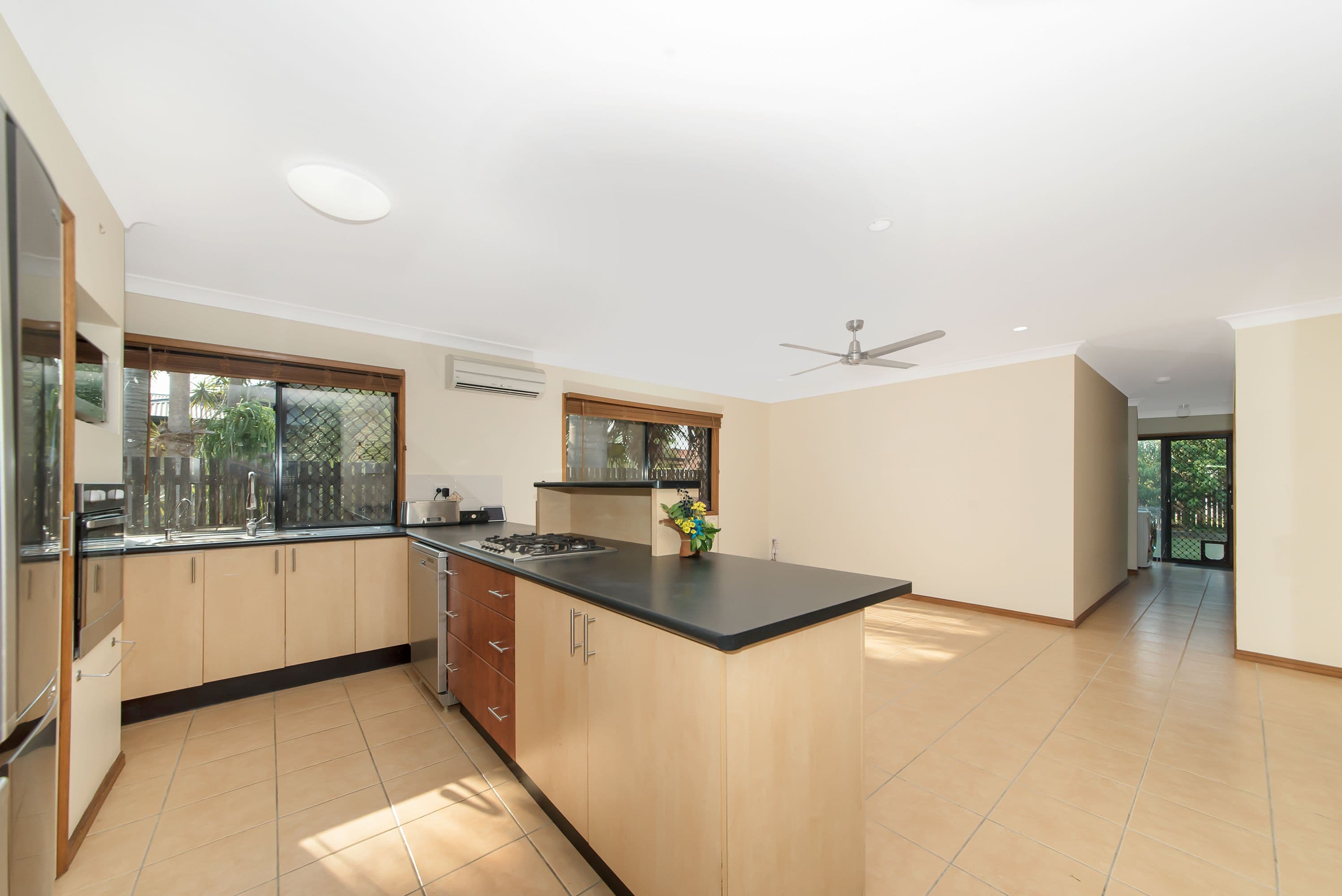 9 Bellingham Crescent, Kirwan QLD 4817, Kirwan - Thumbnail 5