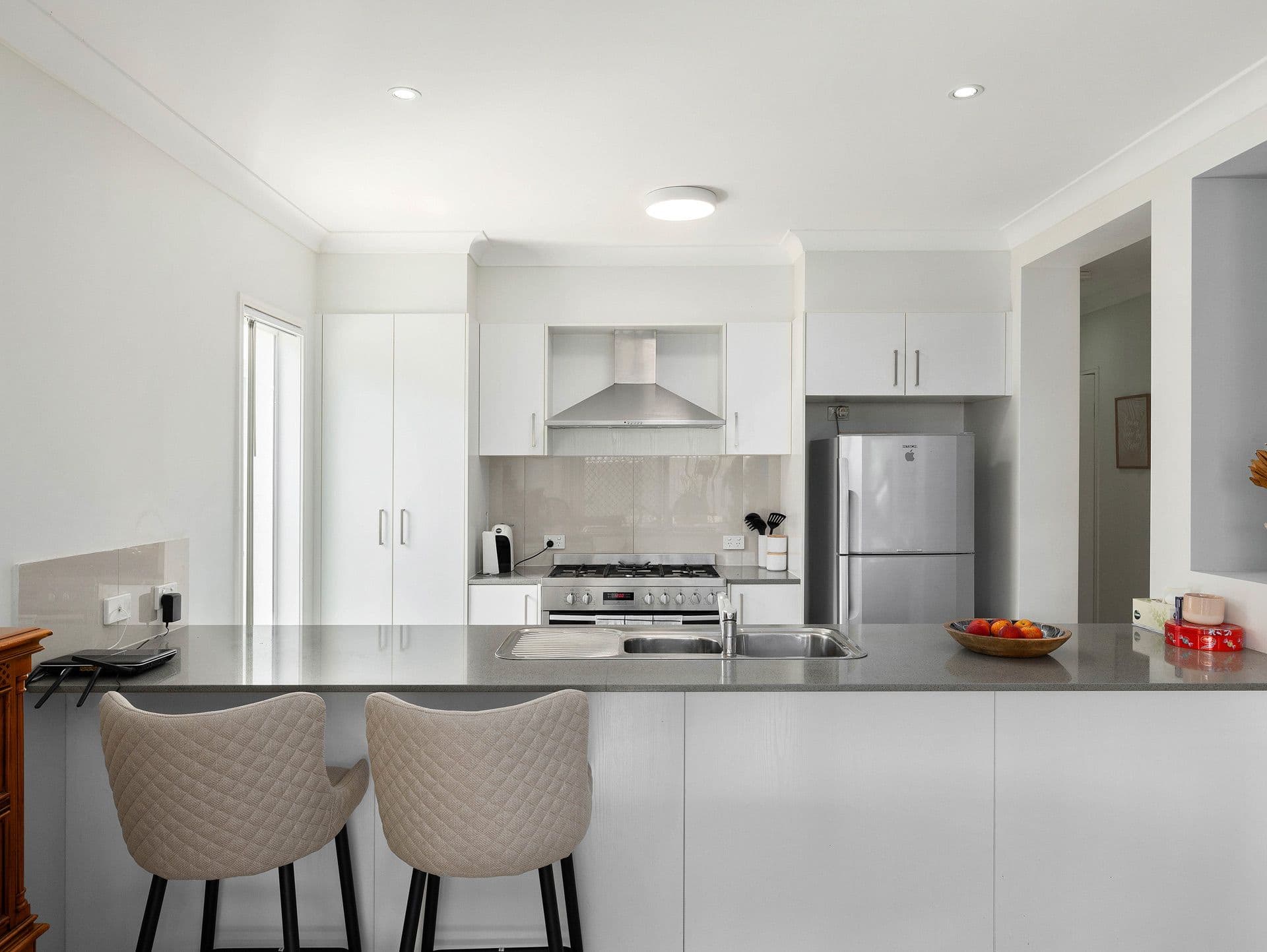 10 Greenview Street, Oxley QLD 4075, Oxley - Thumbnail 4