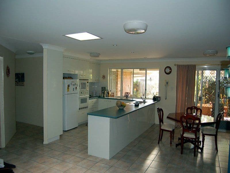 15 Ashley Court, WELLINGTON POINT QLD 4160, Wellington Point - Thumbnail 3