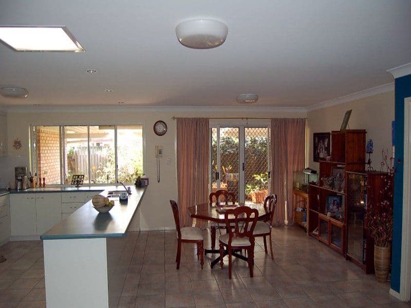 15 Ashley Court, WELLINGTON POINT QLD 4160, Wellington Point - Thumbnail 6