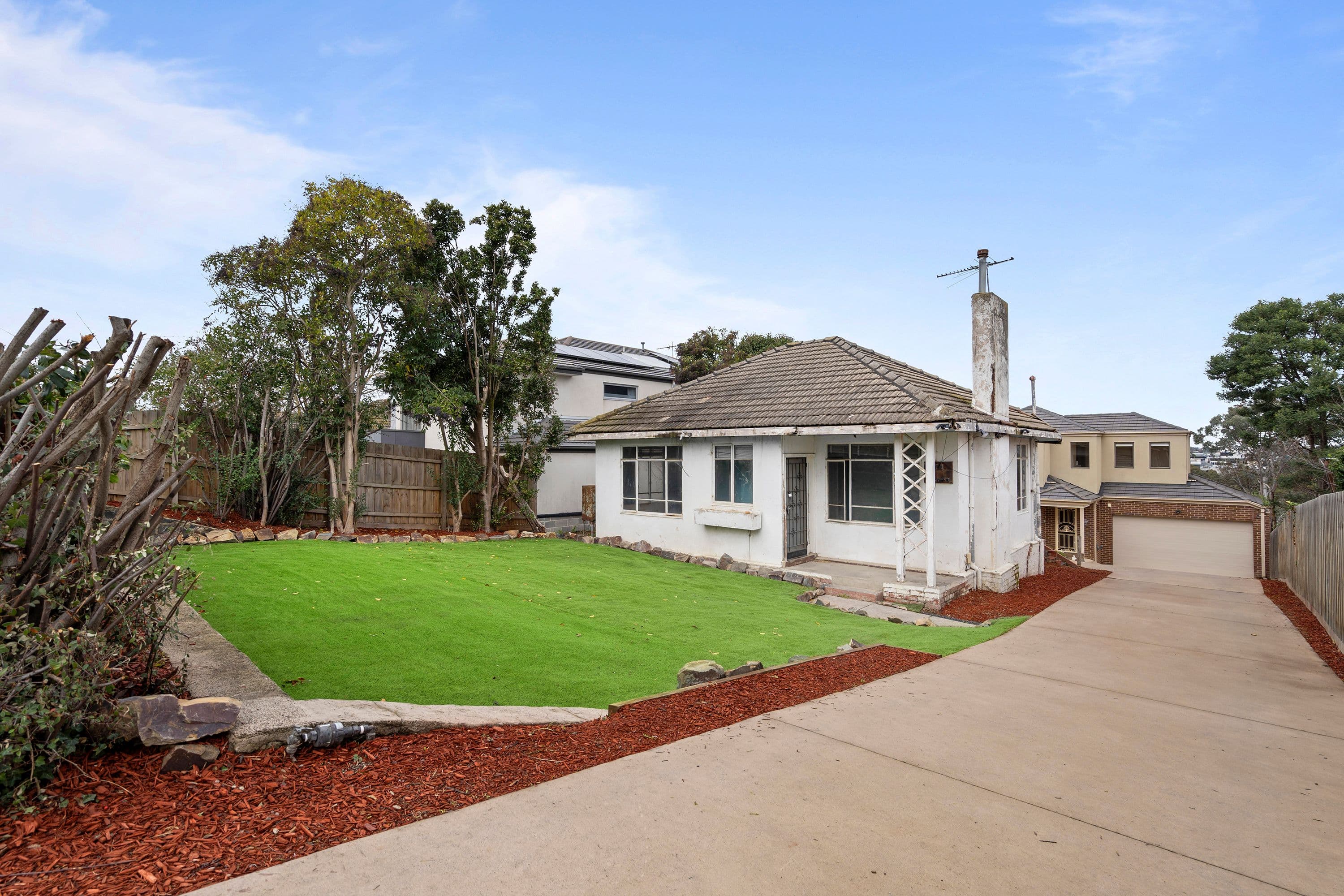 42 Neville Street, Box Hill South VIC 3128, Box Hill South - Thumbnail 2