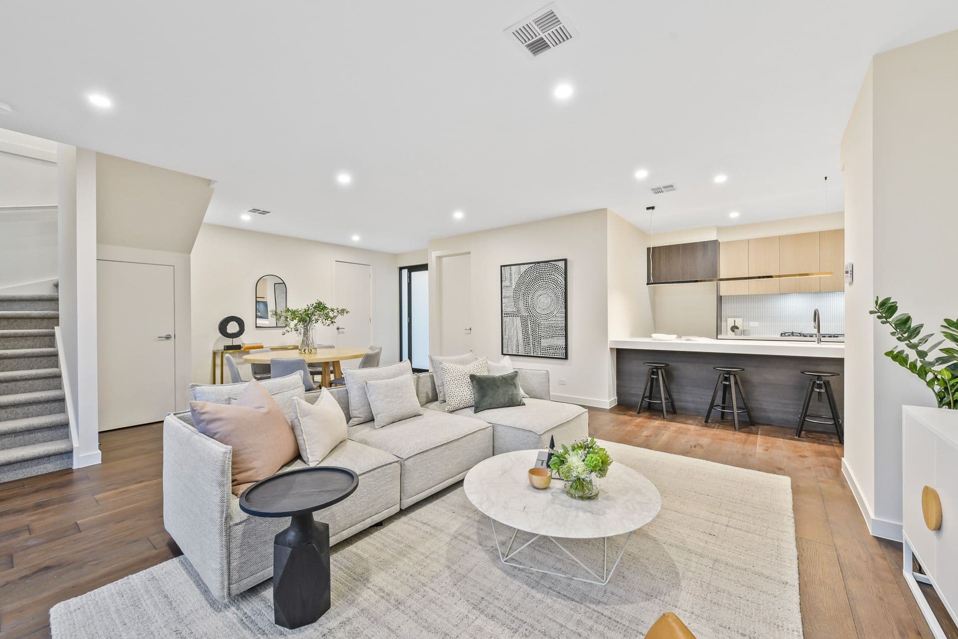 17 Ling Court, Mulgrave VIC 3170, Mulgrave - Thumbnail 2