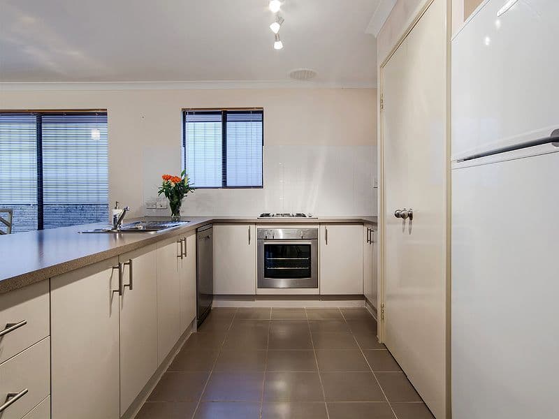 6 Borthwick Place, ORELIA WA 6167, Orelia - Thumbnail 5