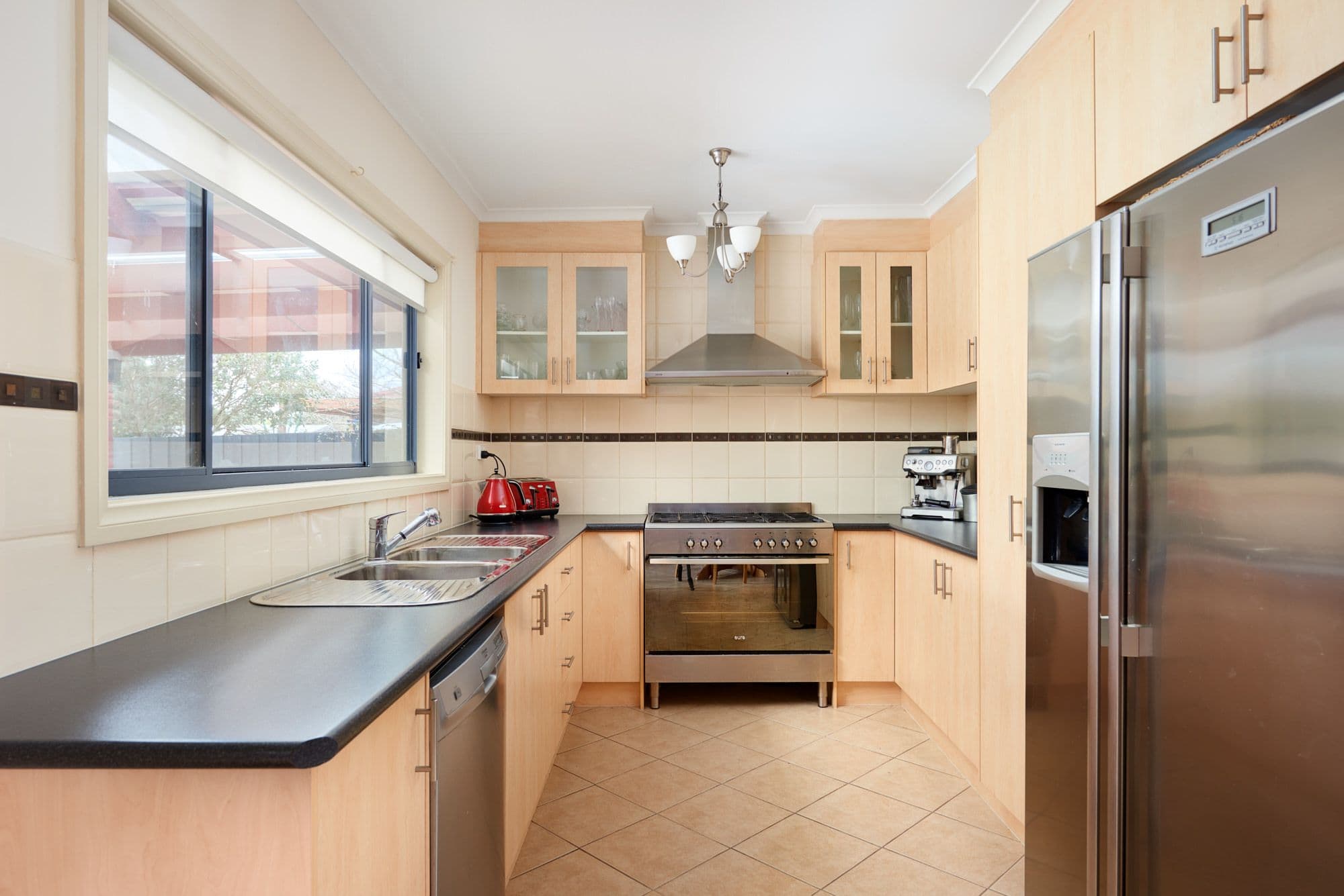 3 Besgrove Street, Rosebud VIC 3939, Rosebud - Thumbnail 2