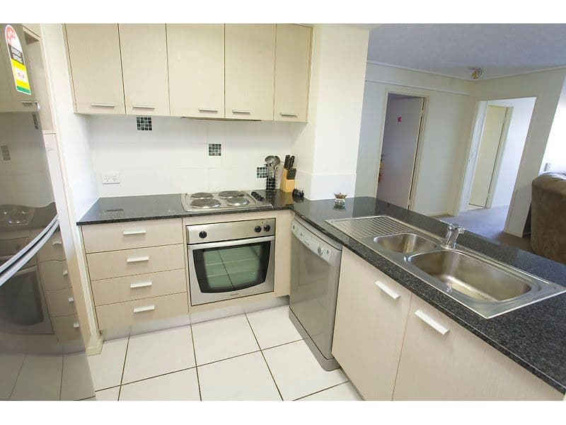 4 Grand Parade, PARREARRA QLD 4575, Parrearra - Thumbnail 5