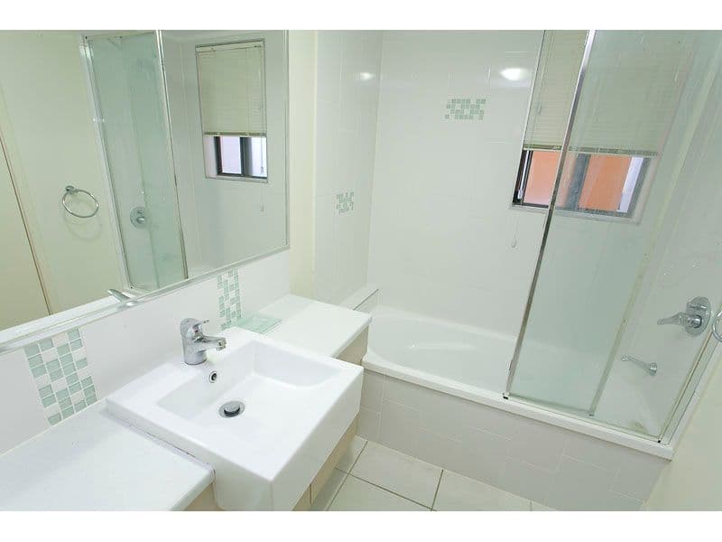 4 Grand Parade, PARREARRA QLD 4575, Parrearra - Thumbnail 8
