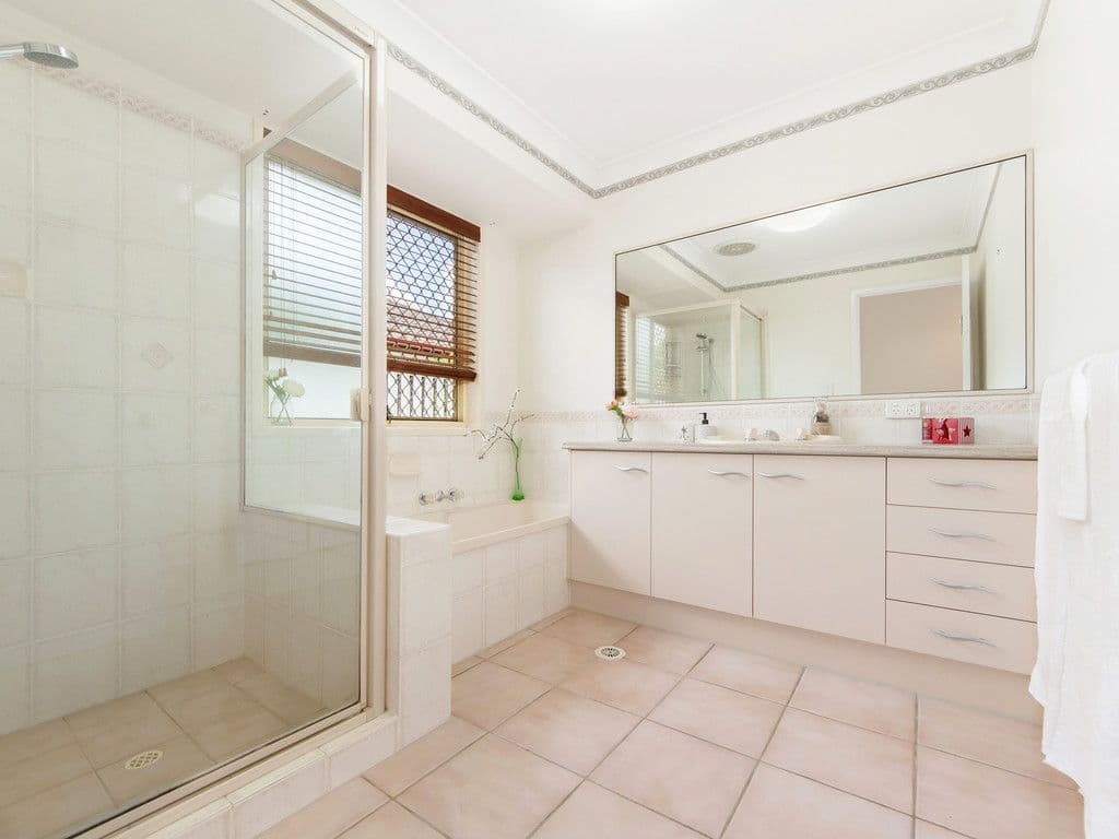 50 Stanford Avenue, Varsity Lakes QLD 4227, Varsity Lakes - Thumbnail 8
