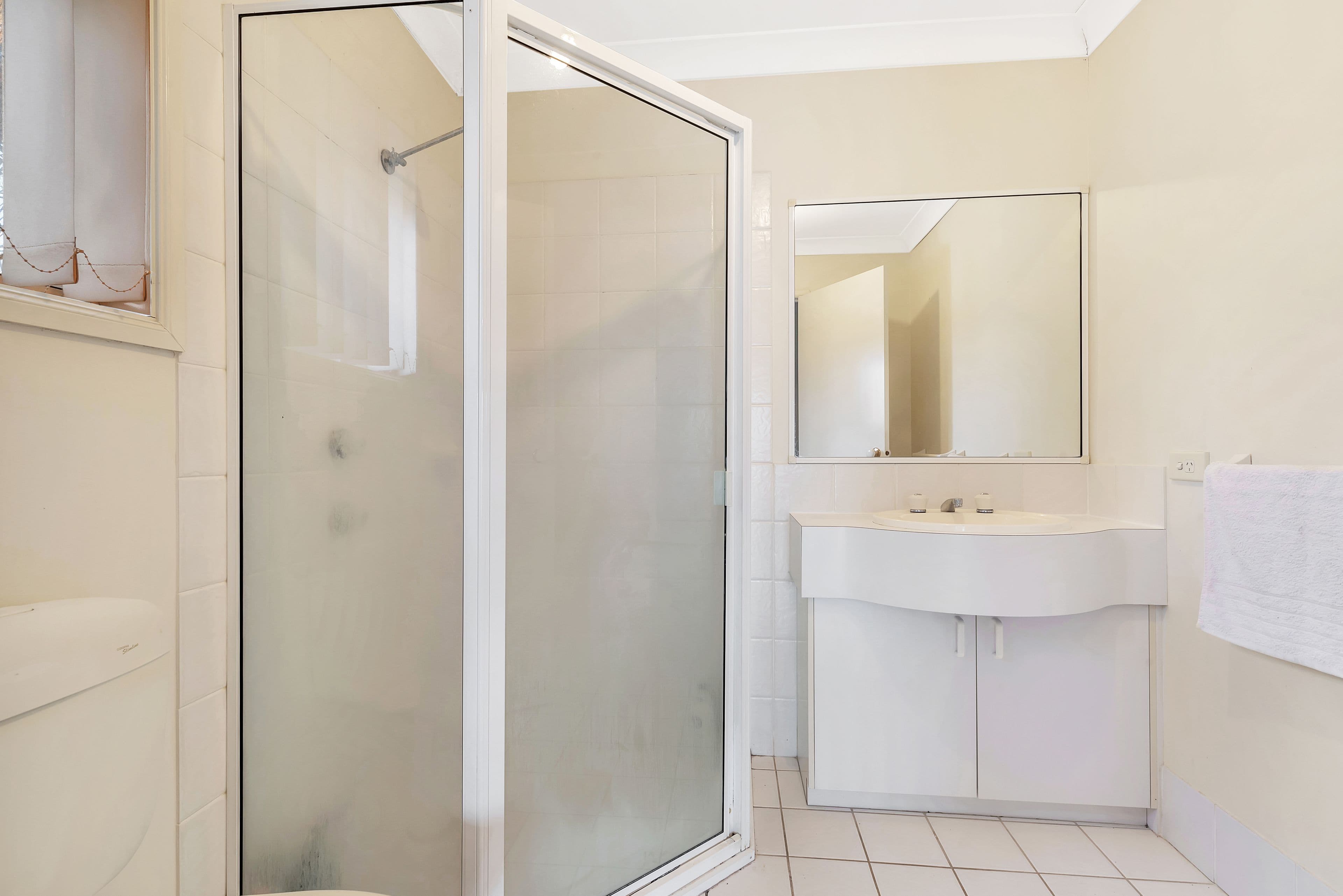 6 Grebe Place, Hinchinbrook - Thumbnail 4