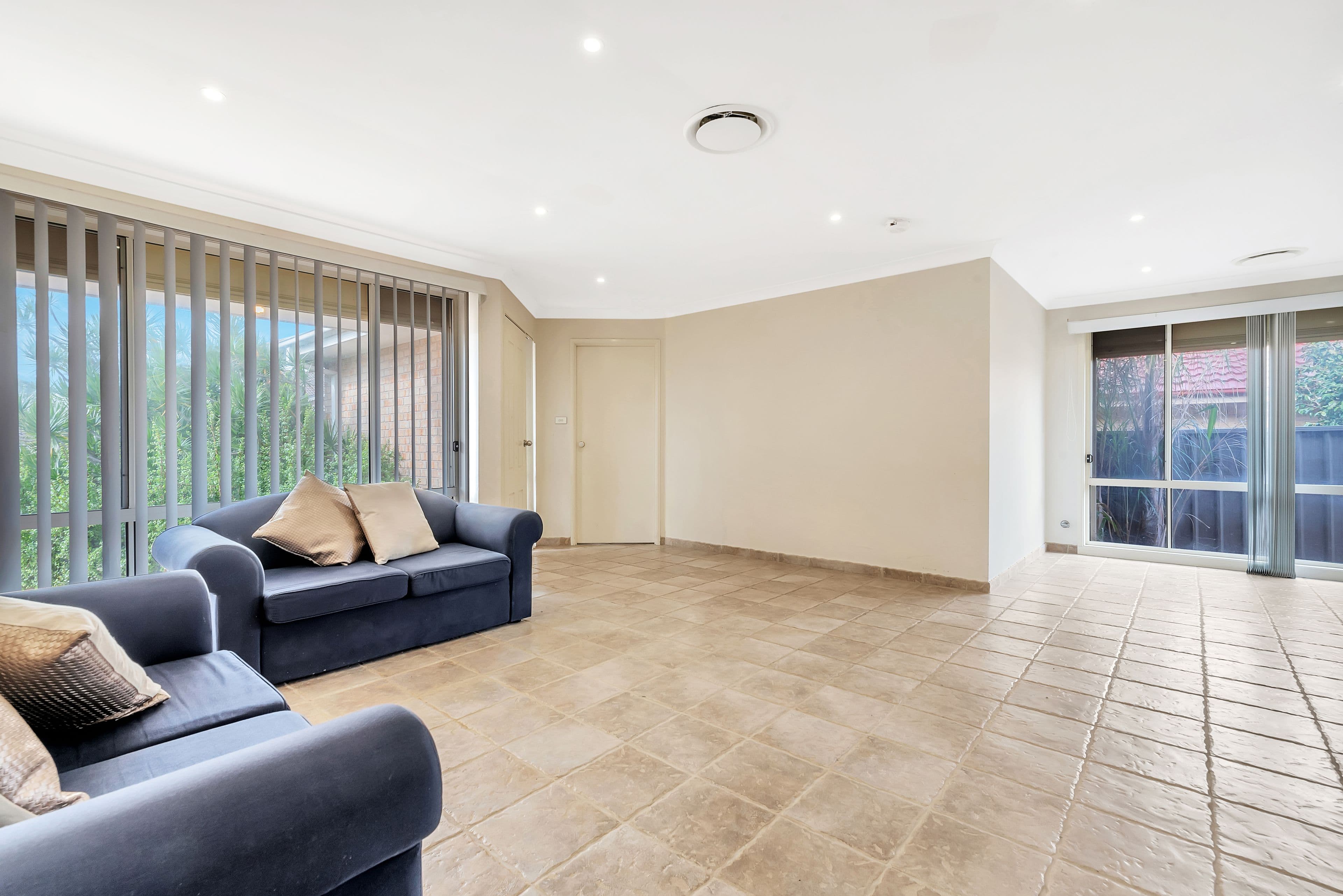 6 Grebe Place, Hinchinbrook - Thumbnail 8