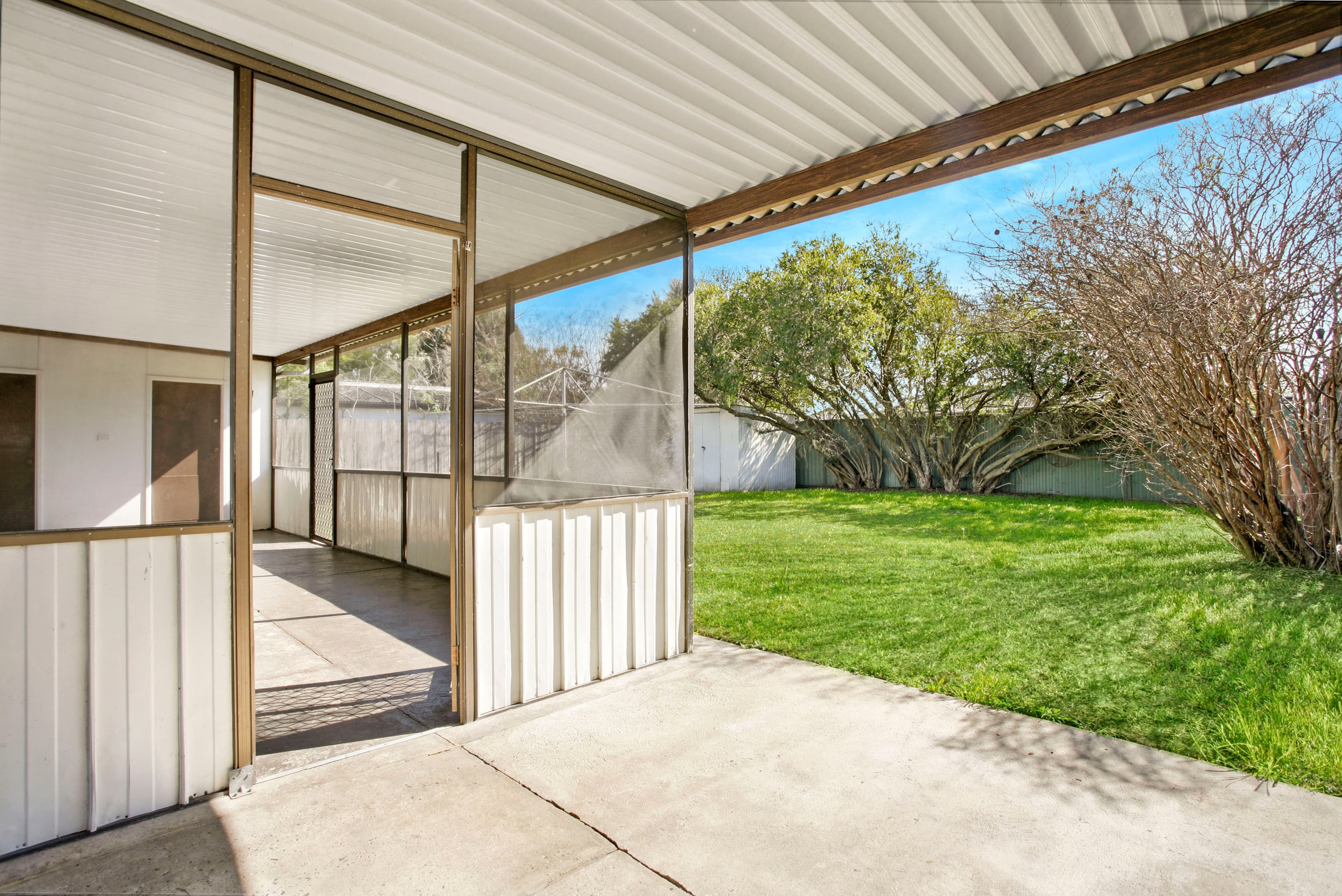 51 Crosby Crescent, Fairfield - Thumbnail 2