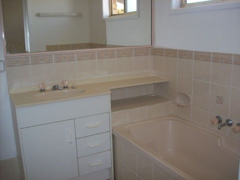 4 Gloria Court, DECEPTION BAY QLD 4508, Deception Bay - Thumbnail 4
