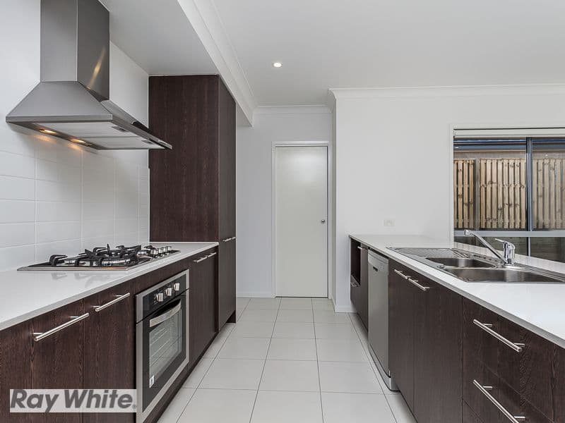 102 Expedition Drive, North Lakes QLD 4509, North Lakes - Thumbnail 3