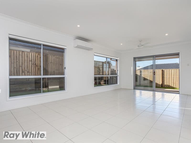 102 Expedition Drive, North Lakes QLD 4509, North Lakes - Thumbnail 4