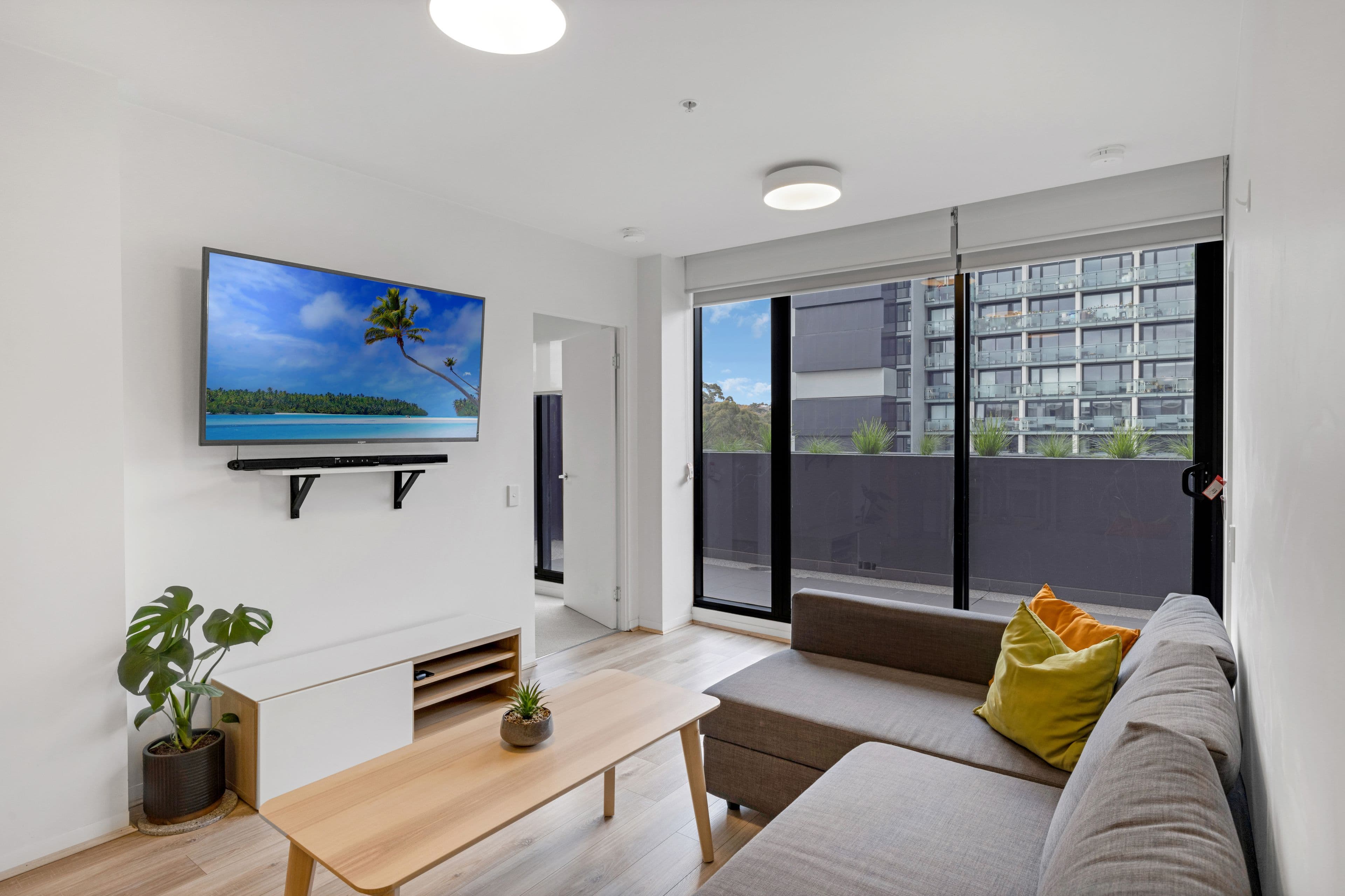 11 Flockhart Street, Abbotsford VIC 3067, Abbotsford - Thumbnail 2
