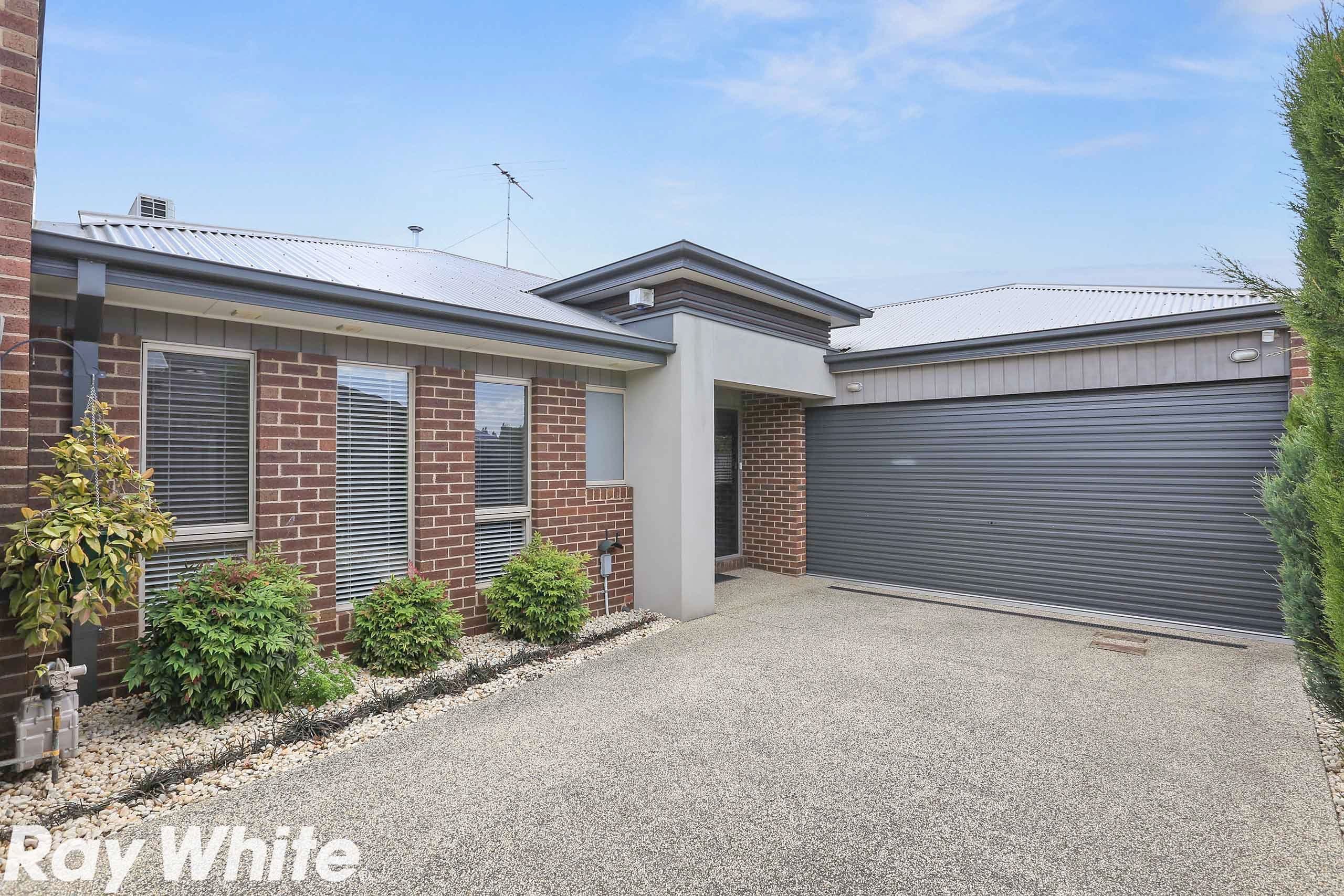 40 Molesworth Drive, Highton VIC 3216, Highton - Image 1