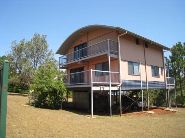 30 Roebuck Road, RUSSELL ISLAND QLD 4184, Russell Island - Thumbnail 2