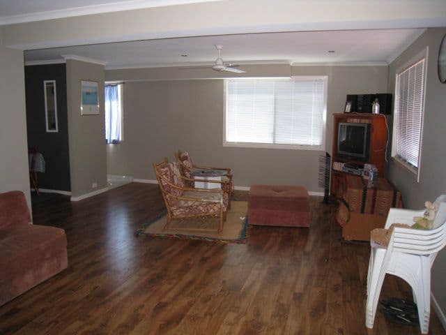 30 Roebuck Road, RUSSELL ISLAND QLD 4184, Russell Island - Thumbnail 4