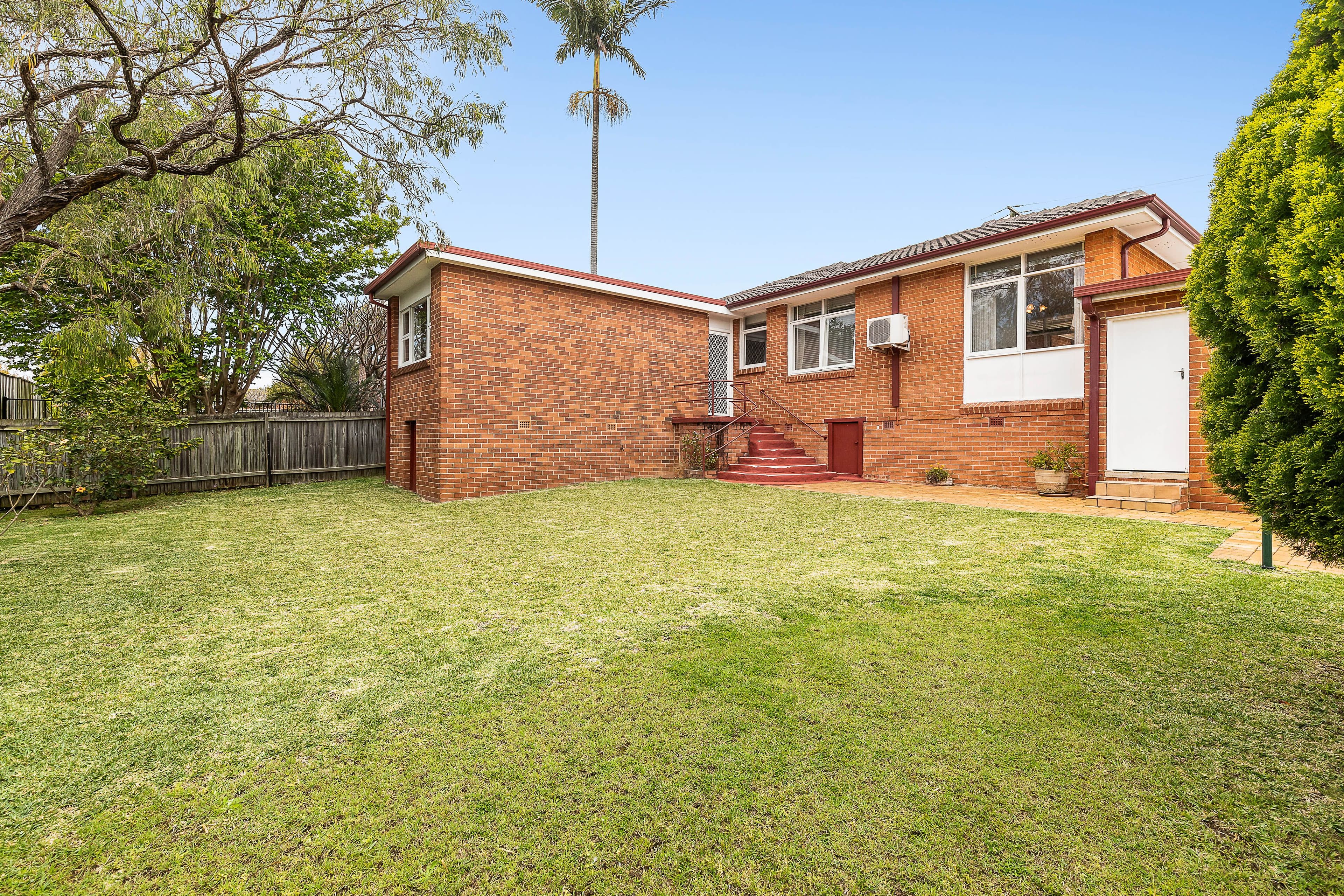 19 Elliott Avenue, East Ryde - Thumbnail 3