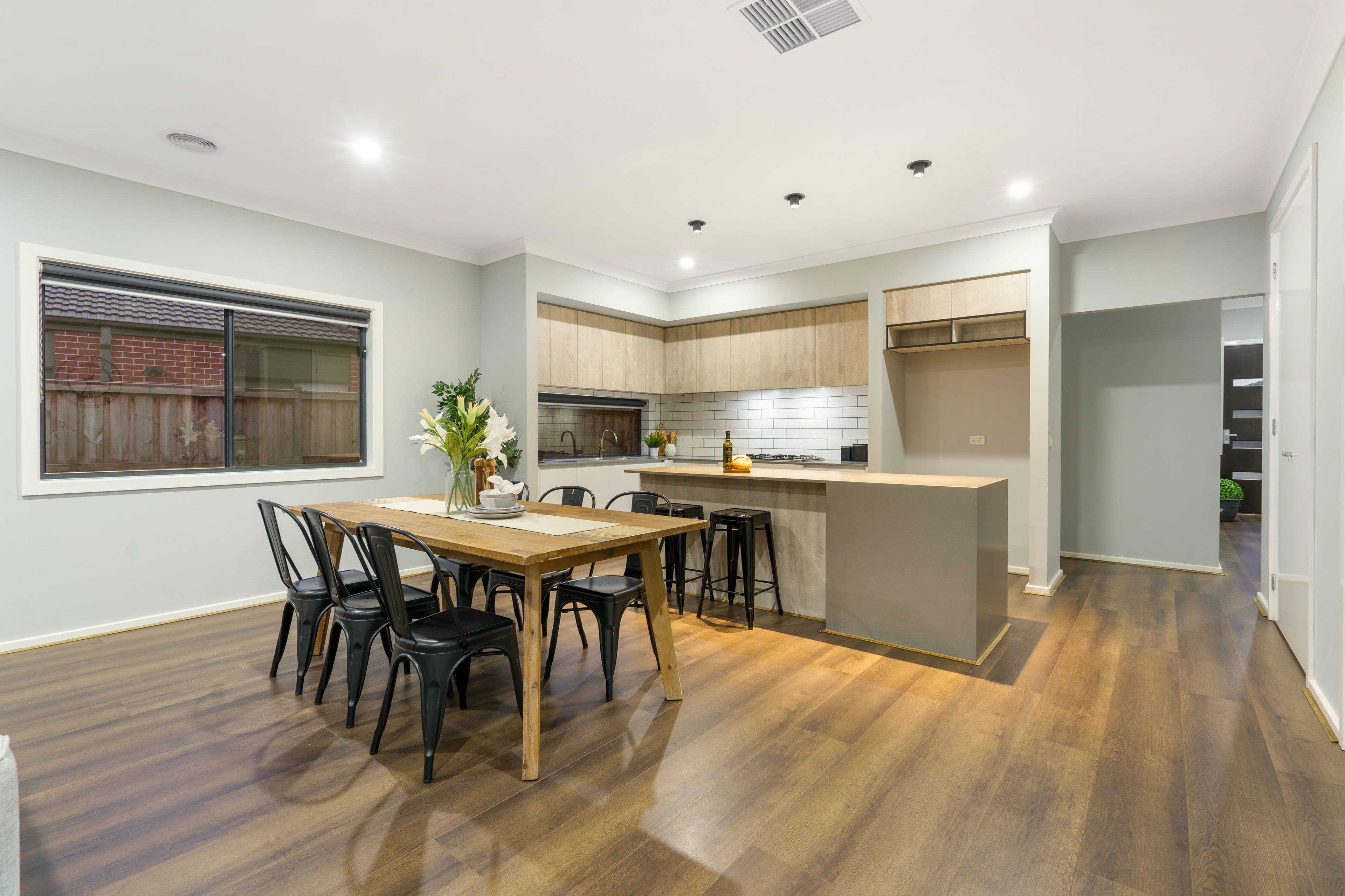 17 Peat Avenue, THORNHILL PARK VIC 3335, Thornhill Park - Thumbnail 4