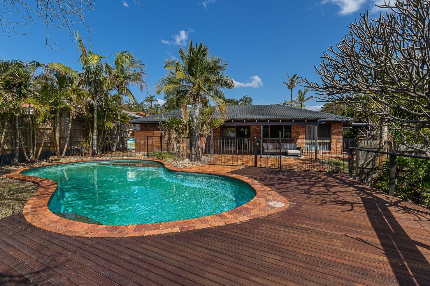 10 Radcliffe Street, Sinnamon Park QLD 4073, Sinnamon Park - Image 1