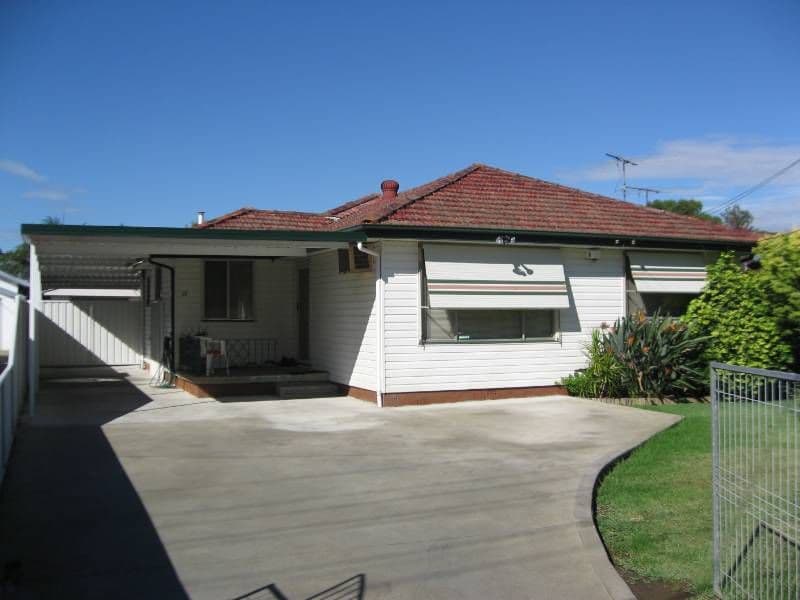 35 Orchardleigh Road, YENNORA NSW 2161, Yennora - Image 1