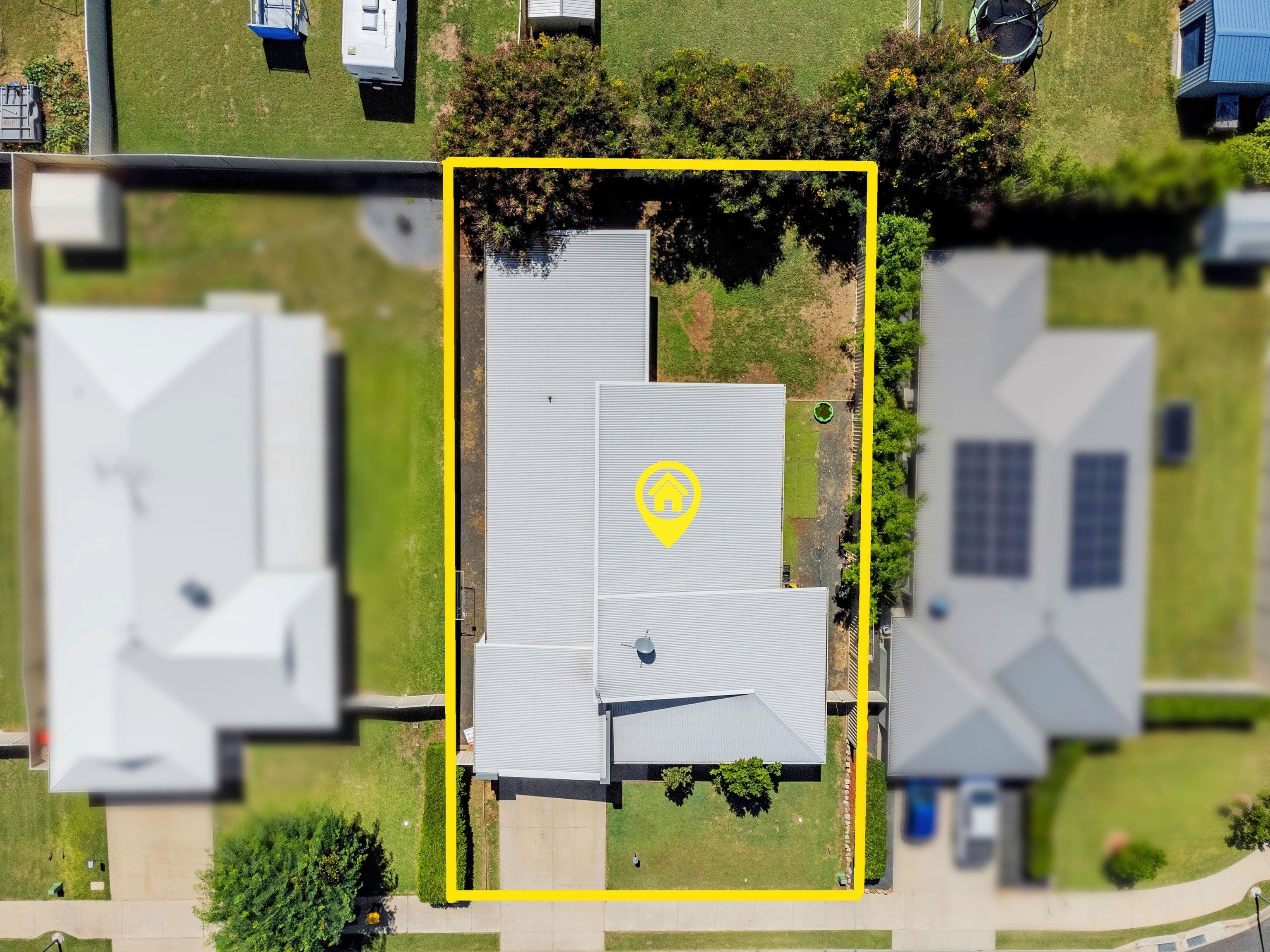 4 Kassidy Drive, Emerald QLD 4720, Emerald - Thumbnail 2