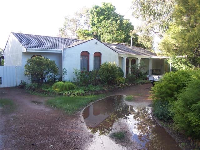 212 Grove Road, LESMURDIE WA 6076, Lesmurdie - Thumbnail 2