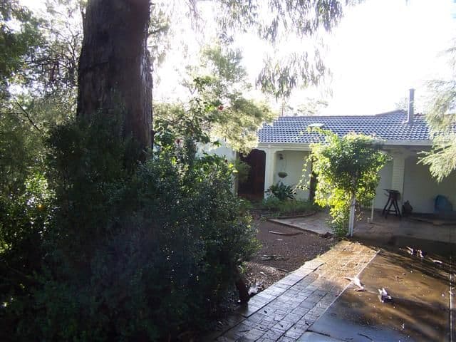 212 Grove Road, LESMURDIE WA 6076, Lesmurdie - Thumbnail 4