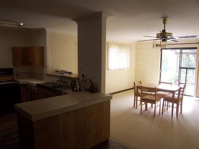 212 Grove Road, LESMURDIE WA 6076, Lesmurdie - Thumbnail 5