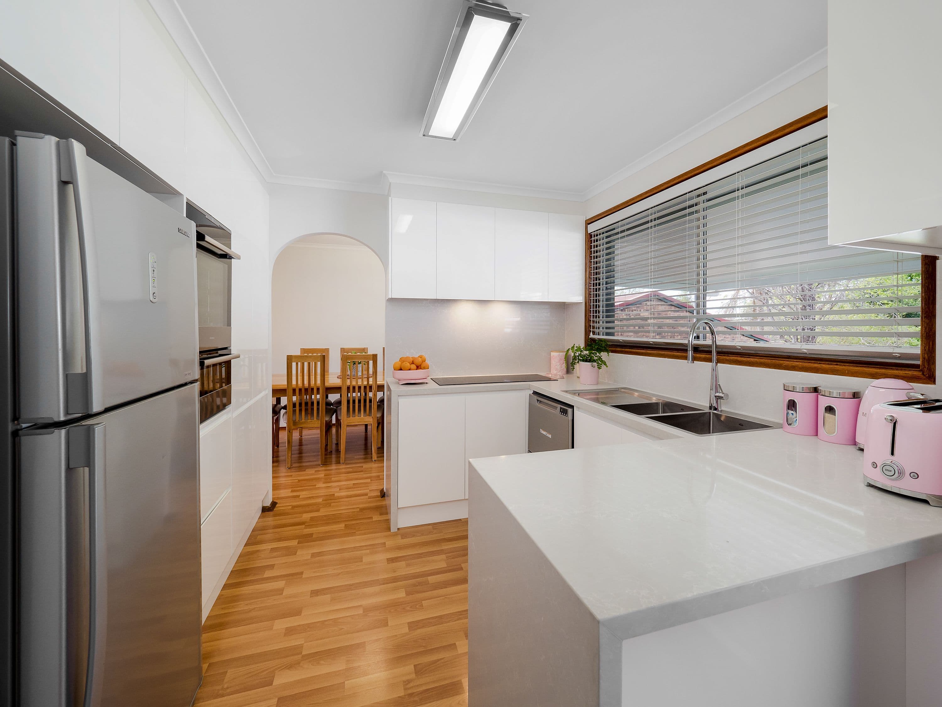 16 Bradley Road, North Richmond - Thumbnail 2